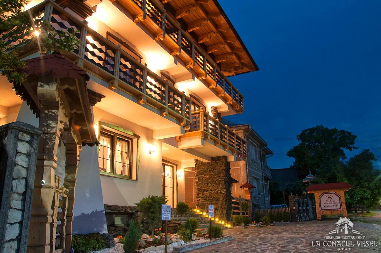 Hotel La Conacul Vesel Săpînţa Exterior foto